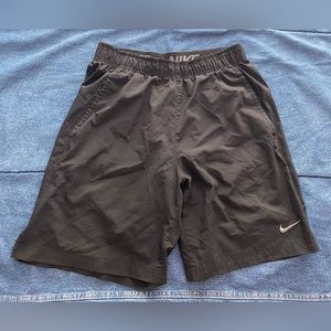 Black Nike shorts